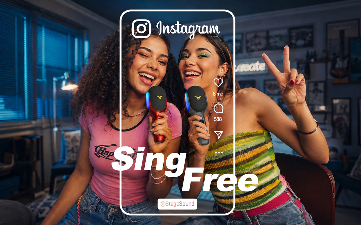 Pessoas cantando e se divertindo com o microfone karaokê sem fio SingFree.